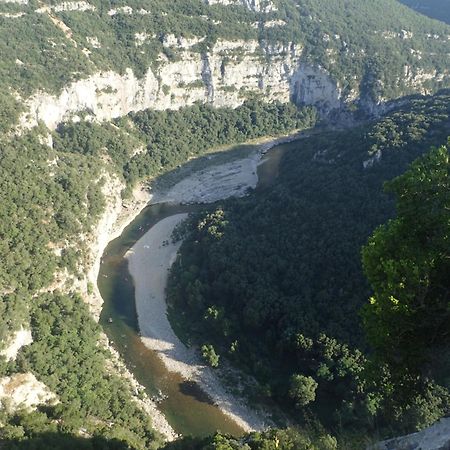 Le Rocher De Sampzon Экстерьер фото