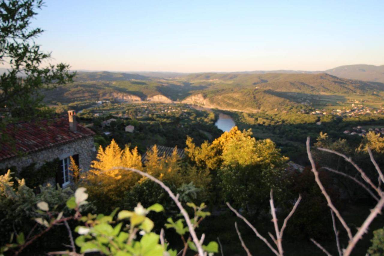 Le Rocher De Sampzon Экстерьер фото