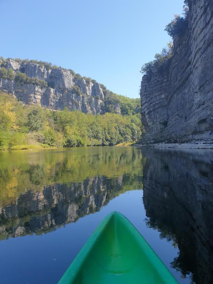 Le Rocher De Sampzon Экстерьер фото